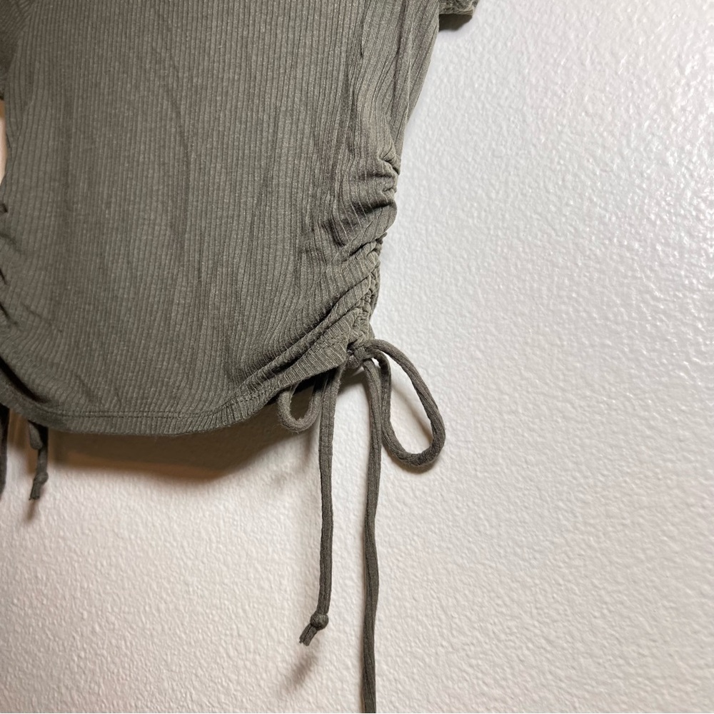 Wild Fable Ribbed crop top size S - Picture 3 of 4